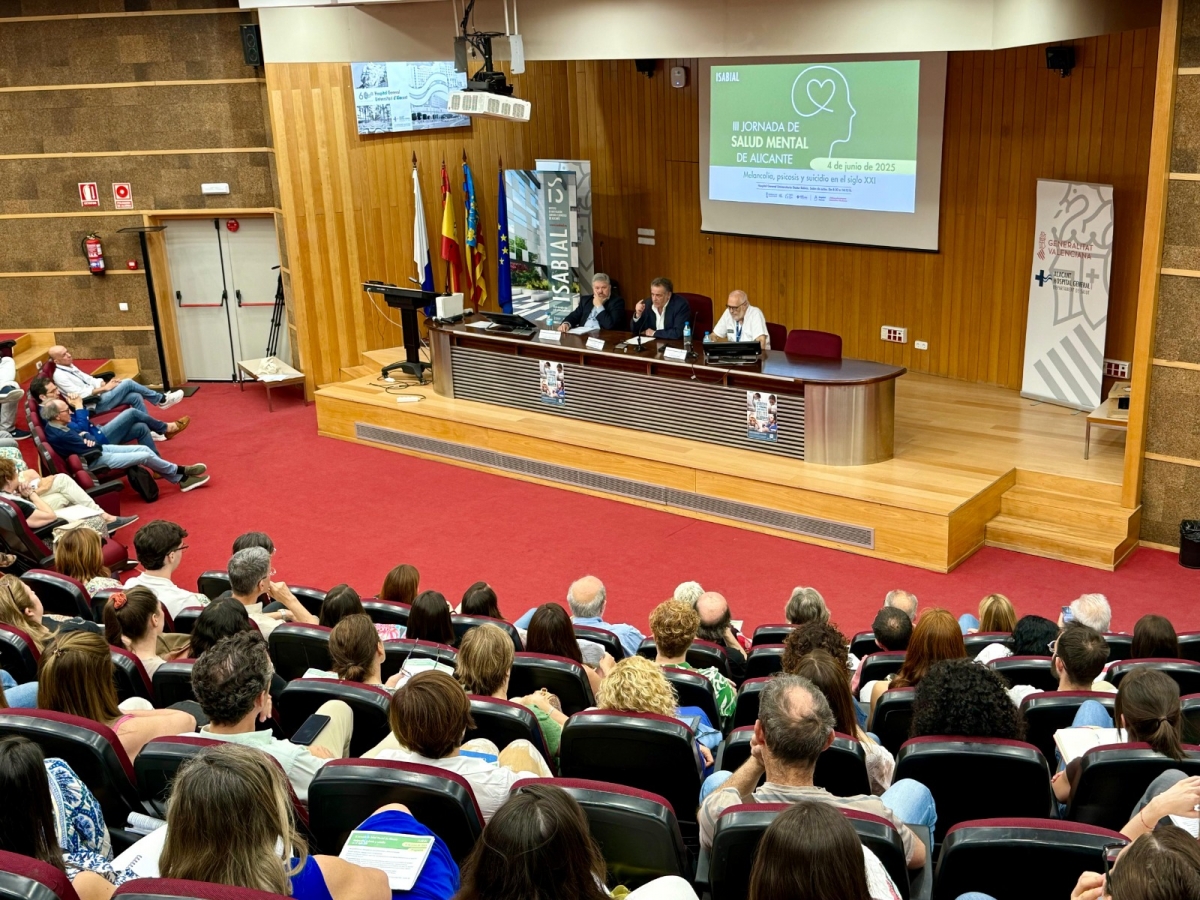 Un momento de la Jornada de Salud Mental, en el Doctor Balmis de Alicante.