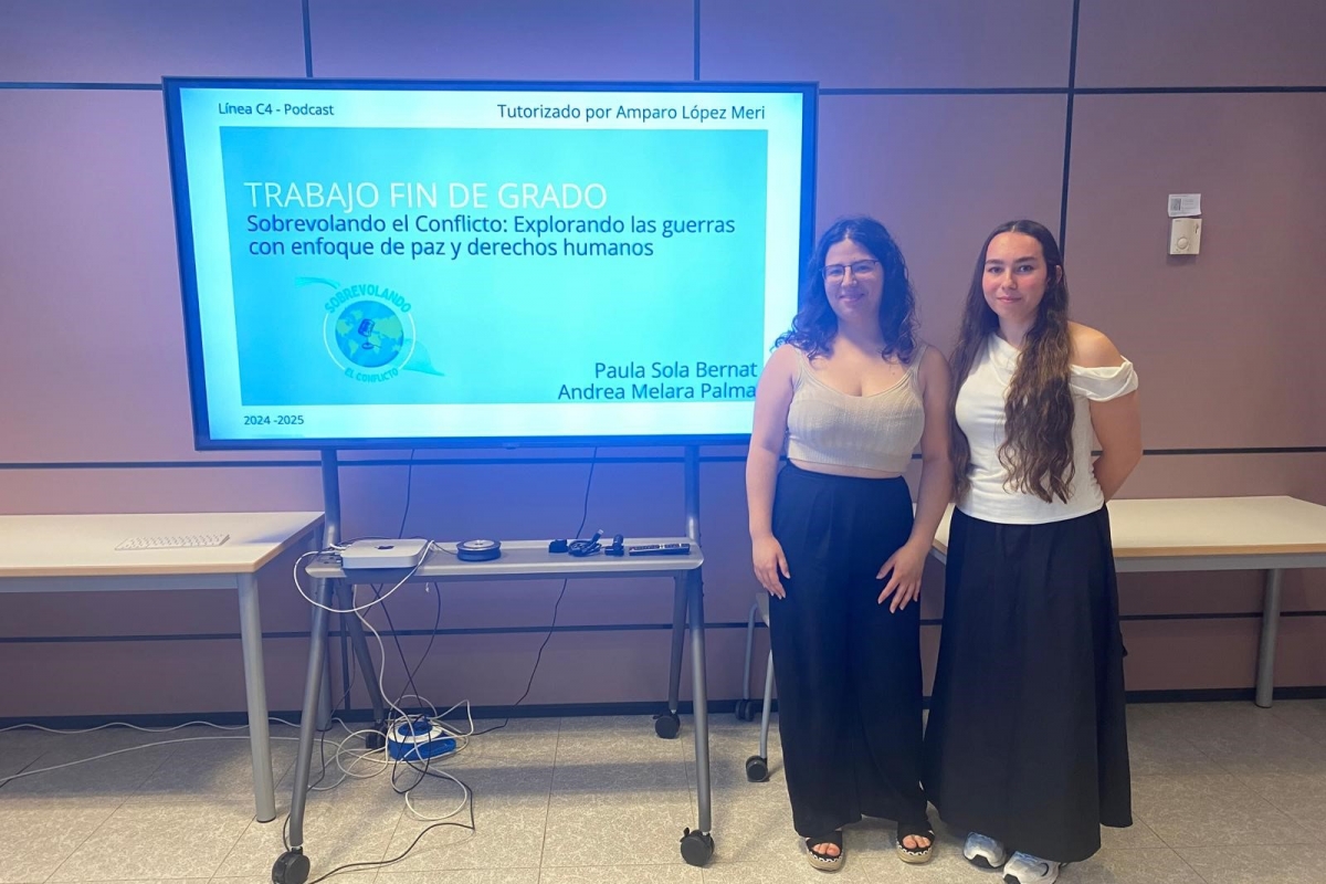 Paula Sola y Andrea Melara - 