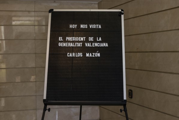 Mazón empieza a multiplicar su presencia en la 'zona cero' de la Dana con visitas anunciadas con antelación mínima