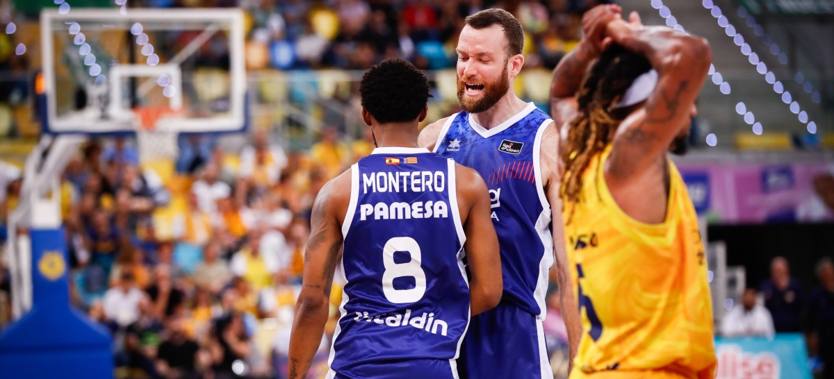 Montero 'silencia' el Gran Canaria Arena y Valencia Basket vuelve a semifinales cuatro años después