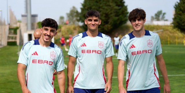 La 'Rojita' se pone a prueba antes del Europeo con la presencia del cuarteto valencianista