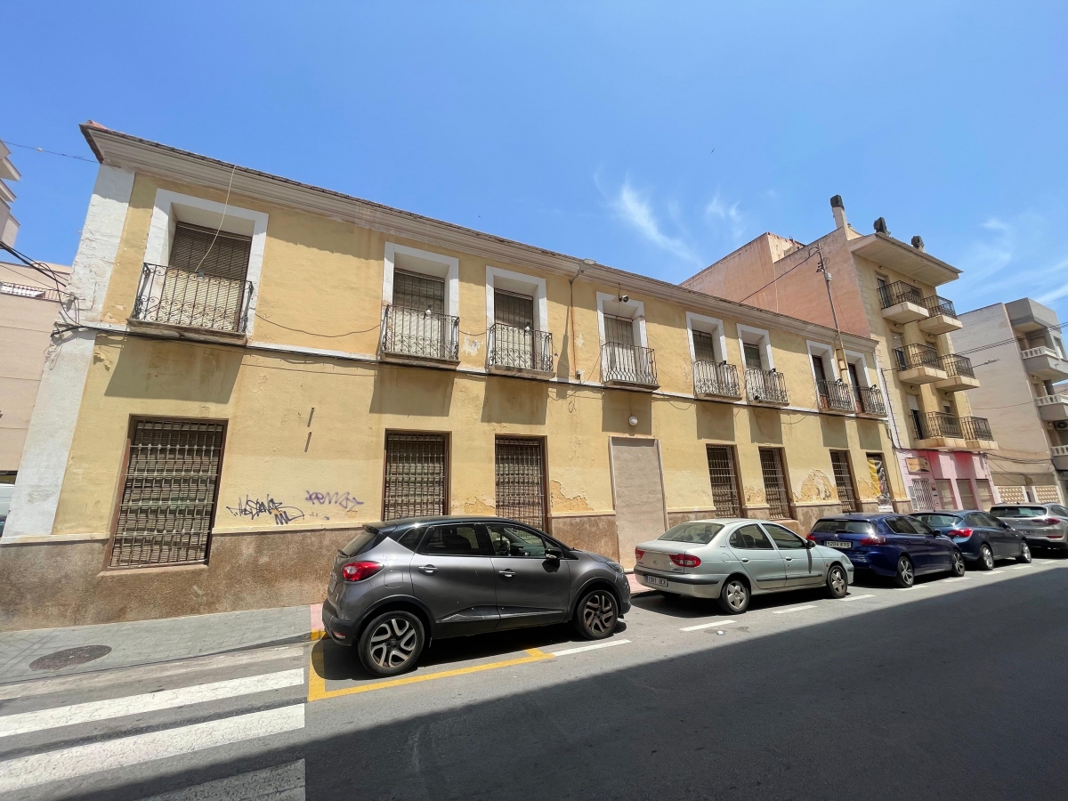 Torrevieja rehabilitará el parvulario La Purísima y el edificio de la Coral Francisco Vallejos
