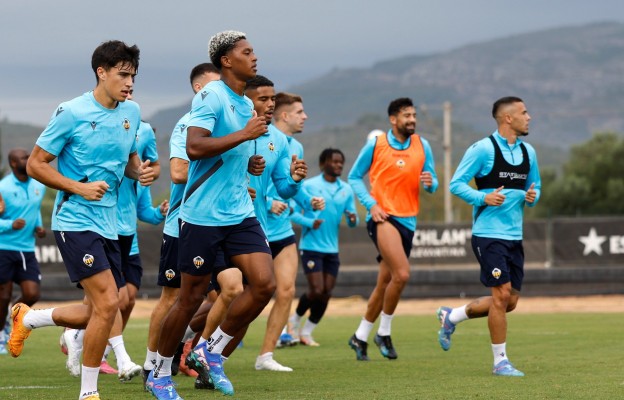 Un derbi para volver a la senda de las victorias