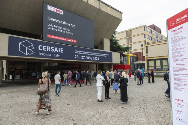 El dilema de un 'septiembre cerámico': las firmas dudan del nuevo formato y mantienen la apuesta por Cersaie