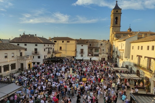 Llega el evento que da la bienvenida al verano en la cuna del cava valenciano
