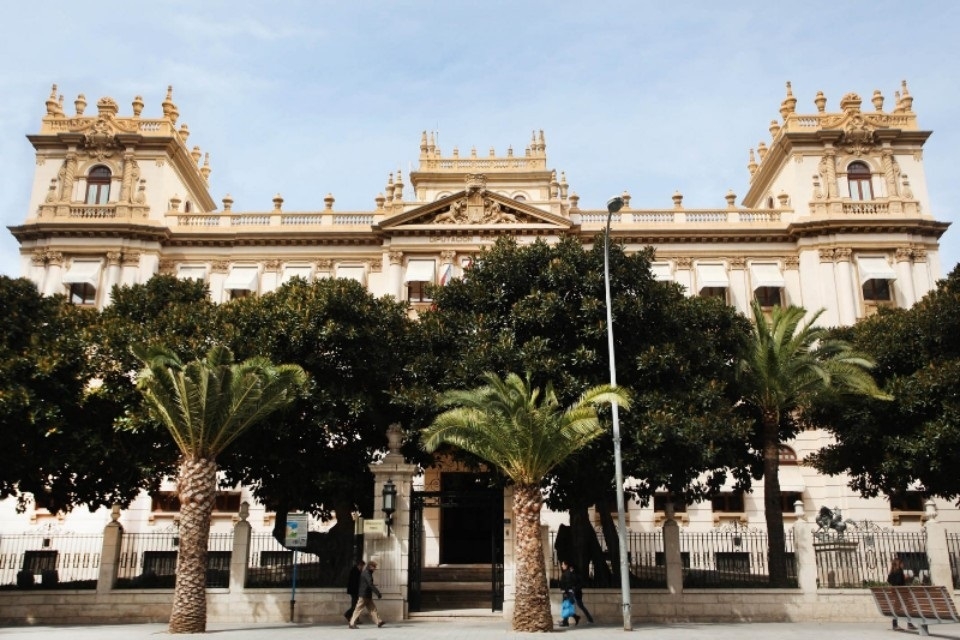 La Fiscalía archiva las diligencias por un contrato de publicidad de la Diputación de Alicante al no ver indicios de delito
