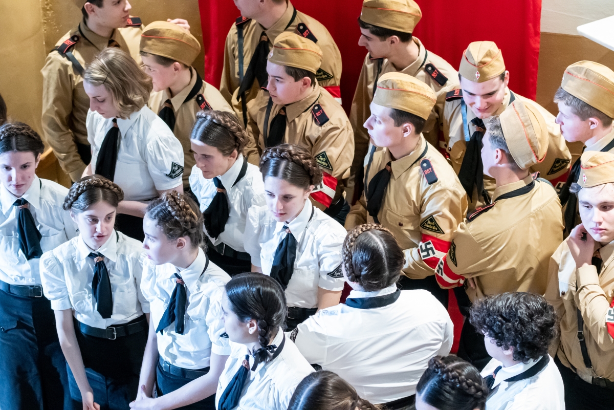 La memòria també s’escolta: dins la banda sonora de ‘La invasió dels bàrbars’ 