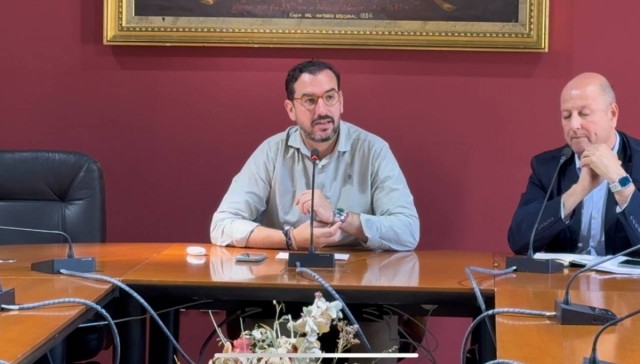 Más de 9.000 menores en Elche se beneficiarán de autobús gratuito del 1 de julio al 31 de diciembre