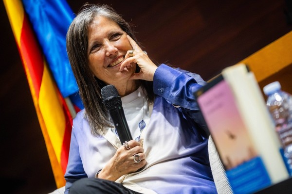 Claudia Piñeiro: “La novela negra tiene que subvertir las características del género”