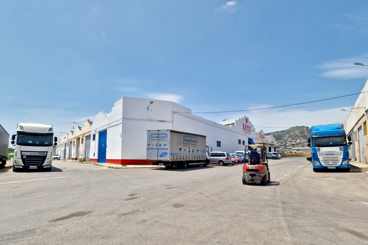 El polígono industrial se construyó hace más de 30 años. - Foto: ANTONIO PRADAS