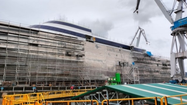 Baleària bautizará su tercer 'fast ferry' a gas natural con el nombre de la escritora tinerfeña Mercedes Pinto