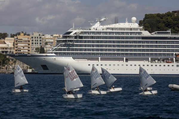 El Puerto de Cartagena se llena de vida: ocho cruceros traerán más de 15.000 turistas en tan solo ocho días