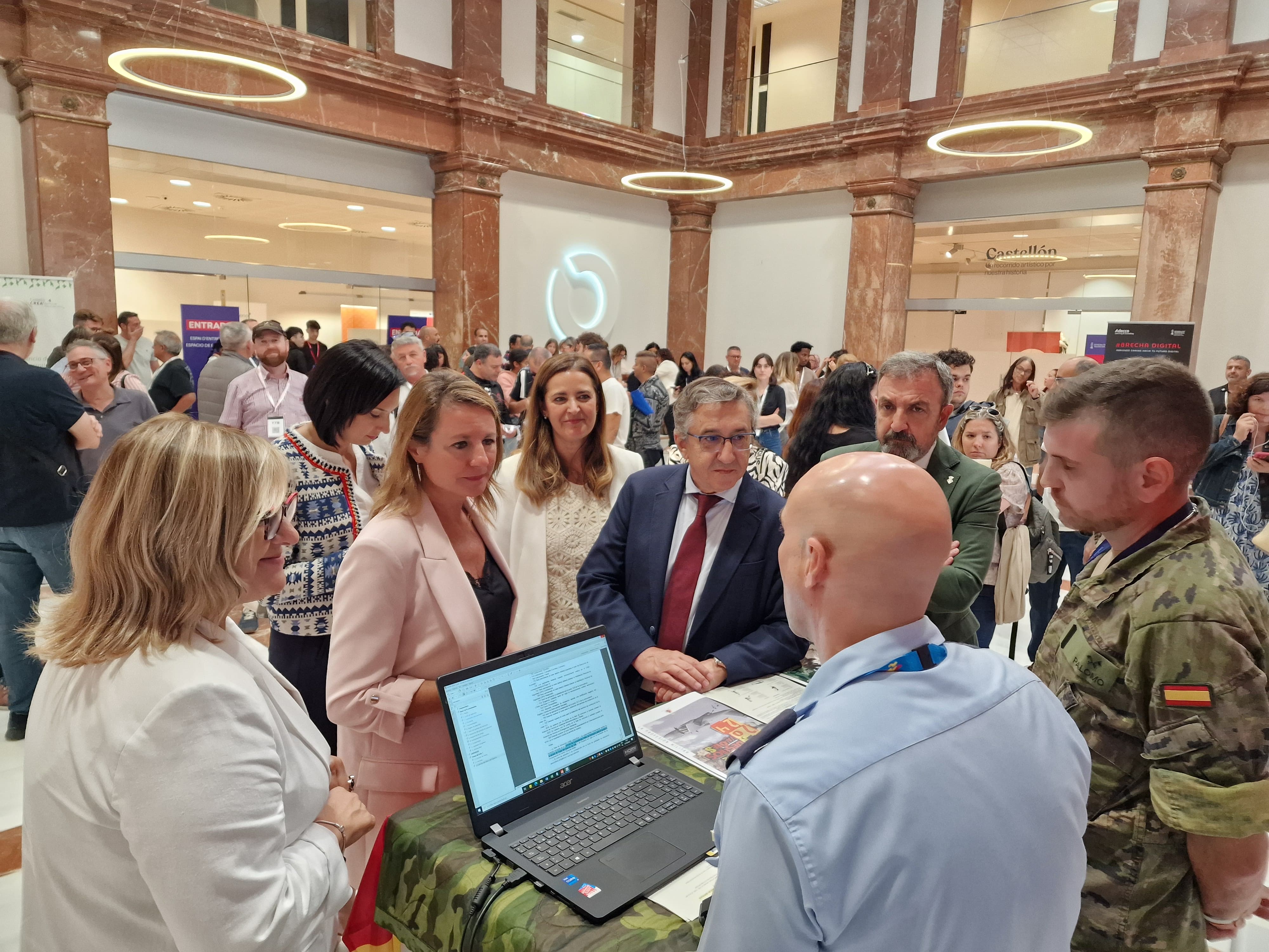 Rovira destaca que Castelló registra la menor cifra de paro desde 2008 con 12.152 personas sin empleo