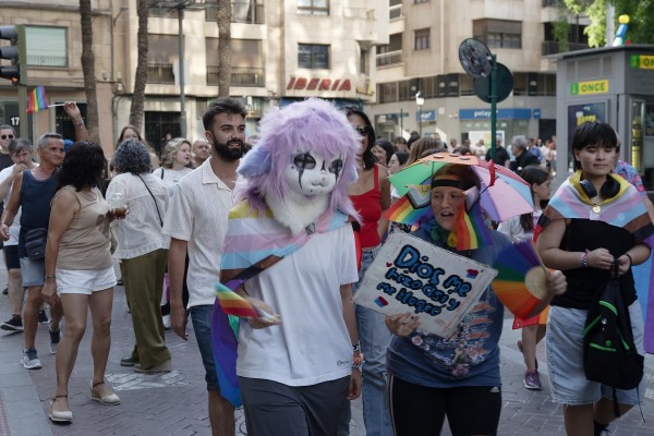 Castelló visibiliza su diversidad y pluralidad con un colorido Día del Orgullo 