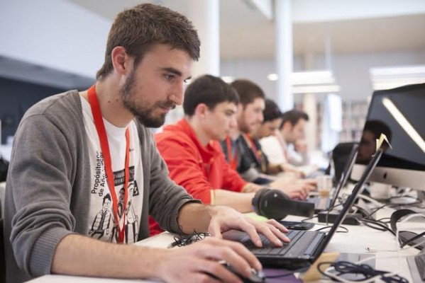 El Space Apps Challenge se celebra en Valencia con misiones directas de la Nasa