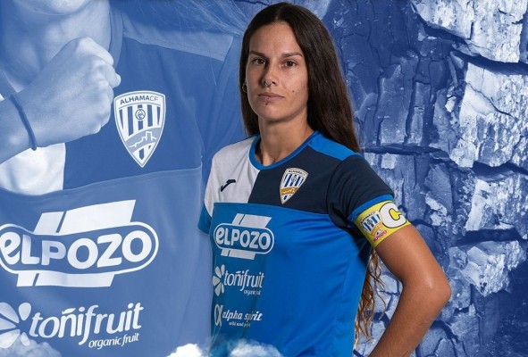 El Alhama renueva a su capitana, Judith Caravaca, para el retorno a la Liga F