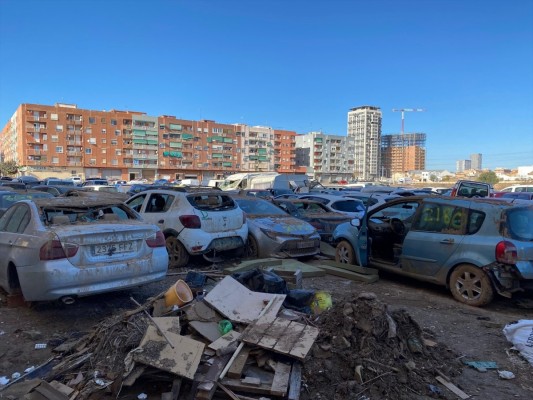Catalá anuncia que València asumirá la retirada de la ZAL de coches de otros municipios afectados por la Dana