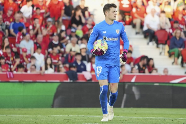 Compás de espera por Julen Agirrezabala 