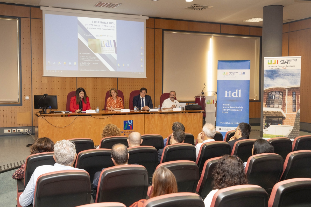 El Instituto de Desarrollo Local de la UJI acoge unas jornadas sobre la relación universidad-sociedad
