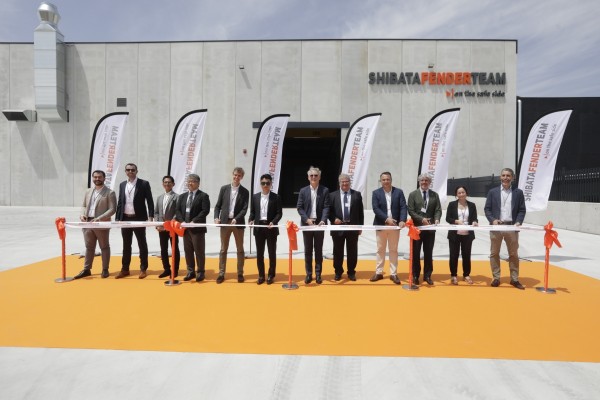 ShibataFenderTeam inaugura su nueva fábrica en Sollana