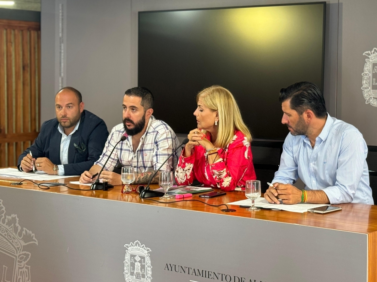 Los cuatro ediles de Vox en Alicante: Utrera, Ortolá, Robledillo y Castillo.