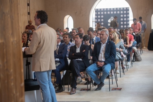 Jornada y Premios Plaza Emprendedores en Alcoy, en imágenes