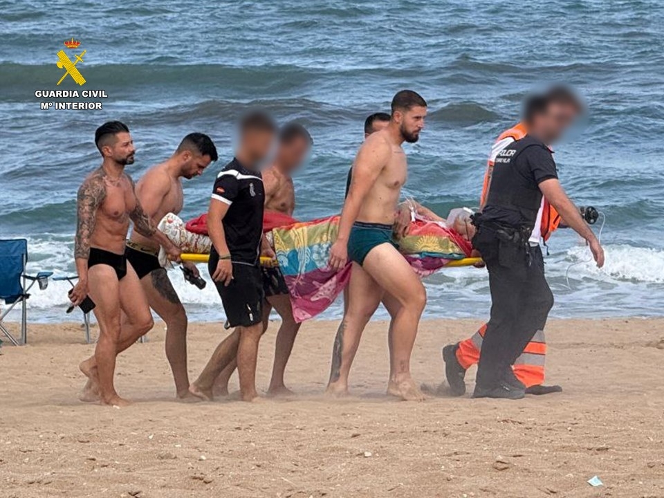 Rescatado otro bañista insconsciente en una playa de Torrevieja 