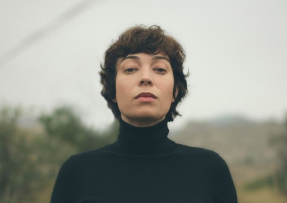 El Teatre Arniches despide su temporada con los boleros de la alicantina Ana Pereira