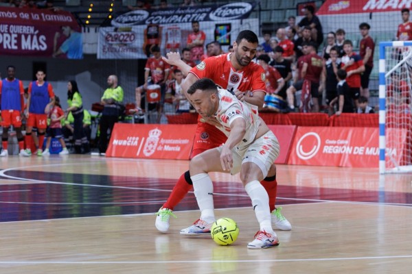 ElPozo, con un gran Juanjo, lleva la semifinal al tercer partido con un apurado triunfo ante el Jimbee