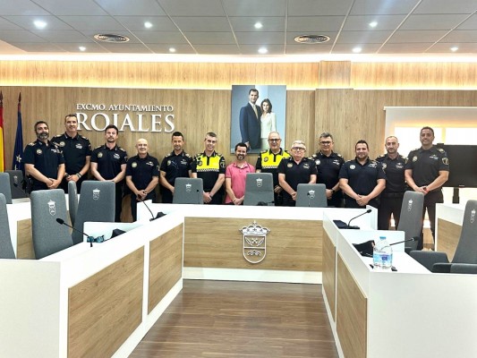 Policía Local de la Vega Baja acuerda un plan de coordinación para aumentar los servicios