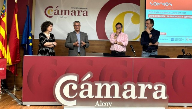 El CEEI Alcoy acerca a las empresas cómo innovar y ganar competitividad atendiendo las necesidades de los clientes