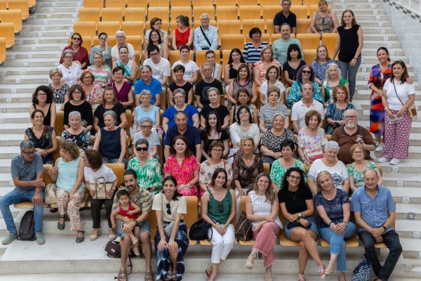 De dibujo a pintura o cerámica: los alumnos del Centre de les Arts de Burriana exponen sus obras