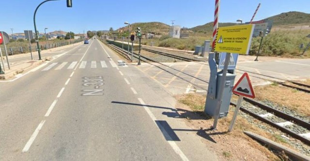 Inician el proceso de expropiación forzosa para suprimir dos pasos a nivel del Feve en la carretera entre Cartagena y La Unión