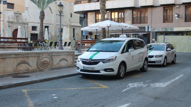 Elche Taxi se retoma en el mes de julio con el refuerzo a las pedanías del norte