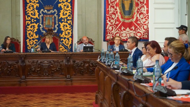 La 'diada' de MC fracasa en el Pleno: el resto de grupos rechazan su moción territorial