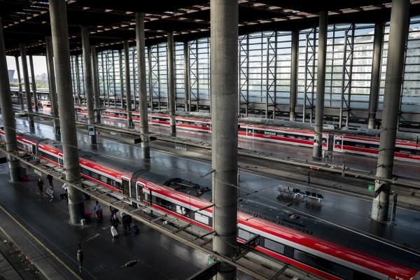 Chamartín no operará este jueves con Comunitat Valenciana y Atocha acogerá algunos de esos trenes