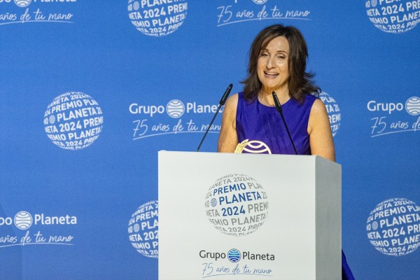 Paloma Sánchez-Garnica, Premio Planeta 2024 con la novela 'Victoria'