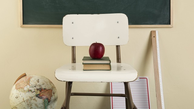 València refuerza la coordinación entre Policía Local y Concejalía de Educación para combatir el absentismo escolar








