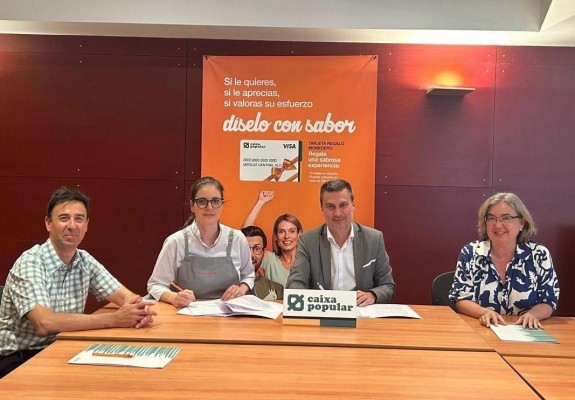 Caixa Popular y el Mercado Central renuevan su convenio para impulsar el comercio de proximidad