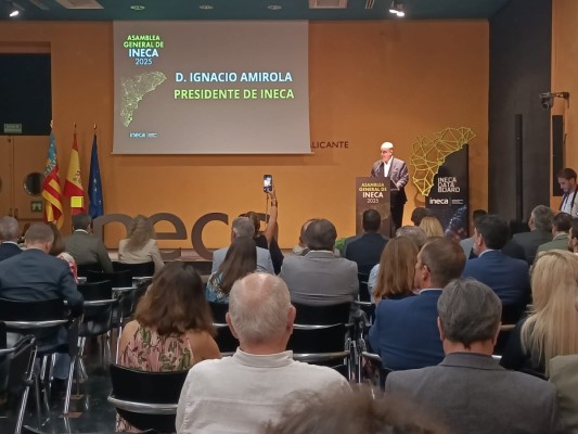 Ineca pone el acento en reclamar las conexiones ferroviarias y garantizar el trasvase en su asamblea