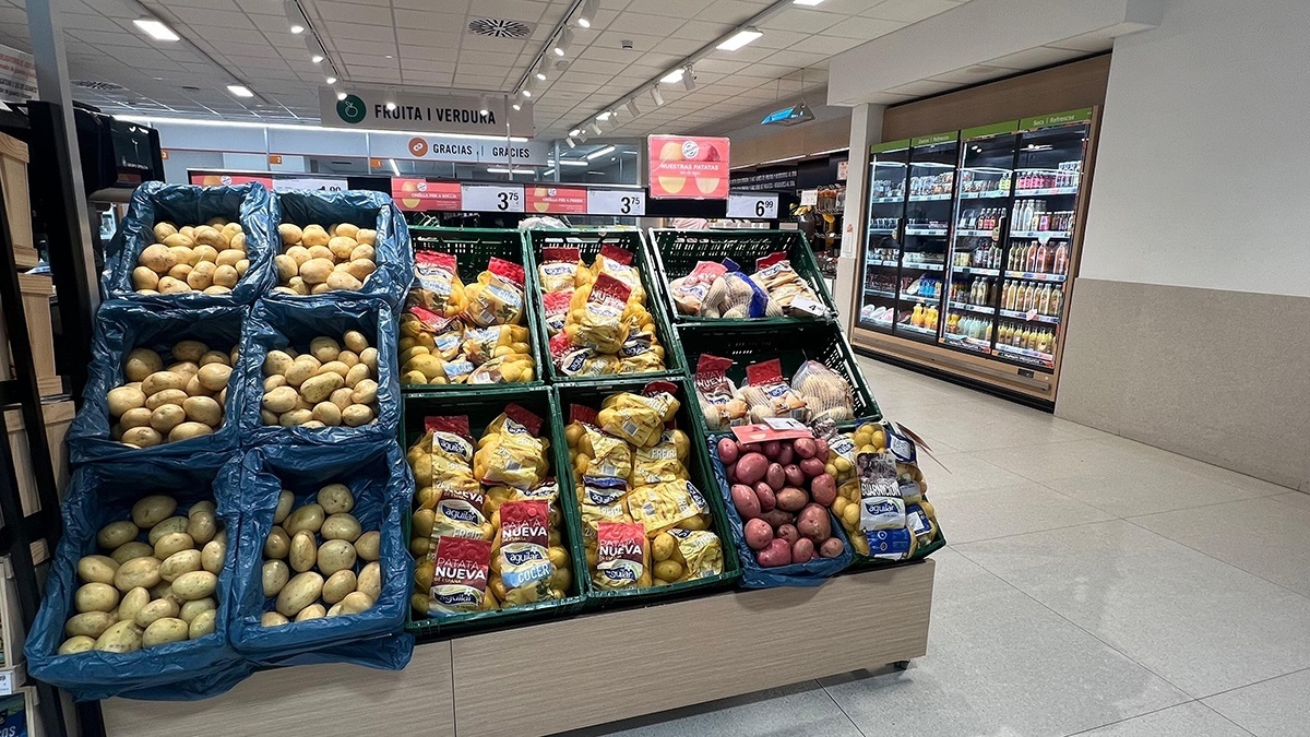 Consum compra 13.200 toneladas de patata nacional, que supone el 60% del volumen de venta