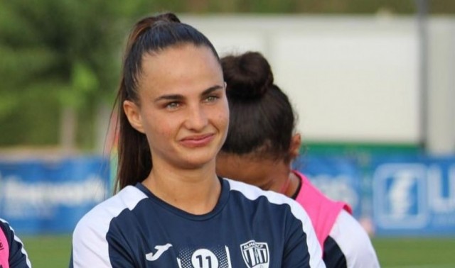 El Alhama ElPozo, de la Liga F, renueva a la mediapunta Kuki