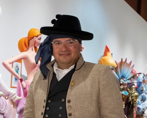 David Olivares: 