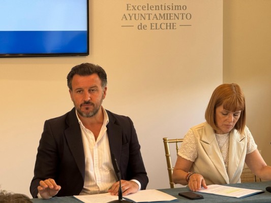El bipartito de Elche anuncia 392 nuevas viviendas para jóvenes y la adjudicación del centro social de Torrellano