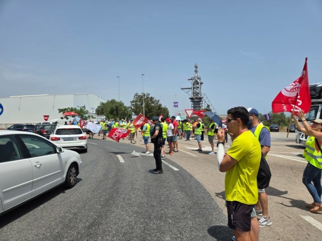 Desconvocada la huelga en Fertiberia tras un preacuerdo entre sindicatos y empresa 