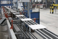 El azulejo encadena su segundo mes de caída en la producción pero mantiene el saldo positivo en 2025