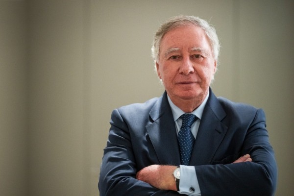 Los VIII Premios de la Industria en España reconocerán a Clemente González Soler con el Premio a la Trayectoria Profesional
