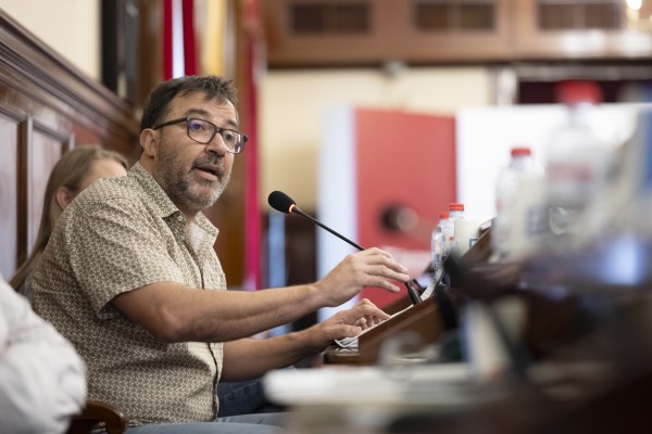 Compromís demana places per a acompanyants de pacients oncològics i malalts mentals al Provincial
