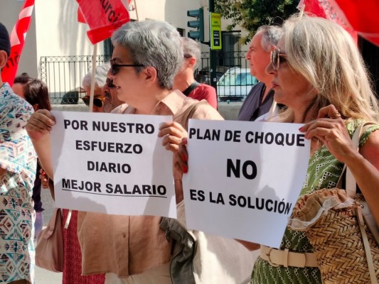 Huelga en Extranjería: CCOO convoca un paro en la Región por la 