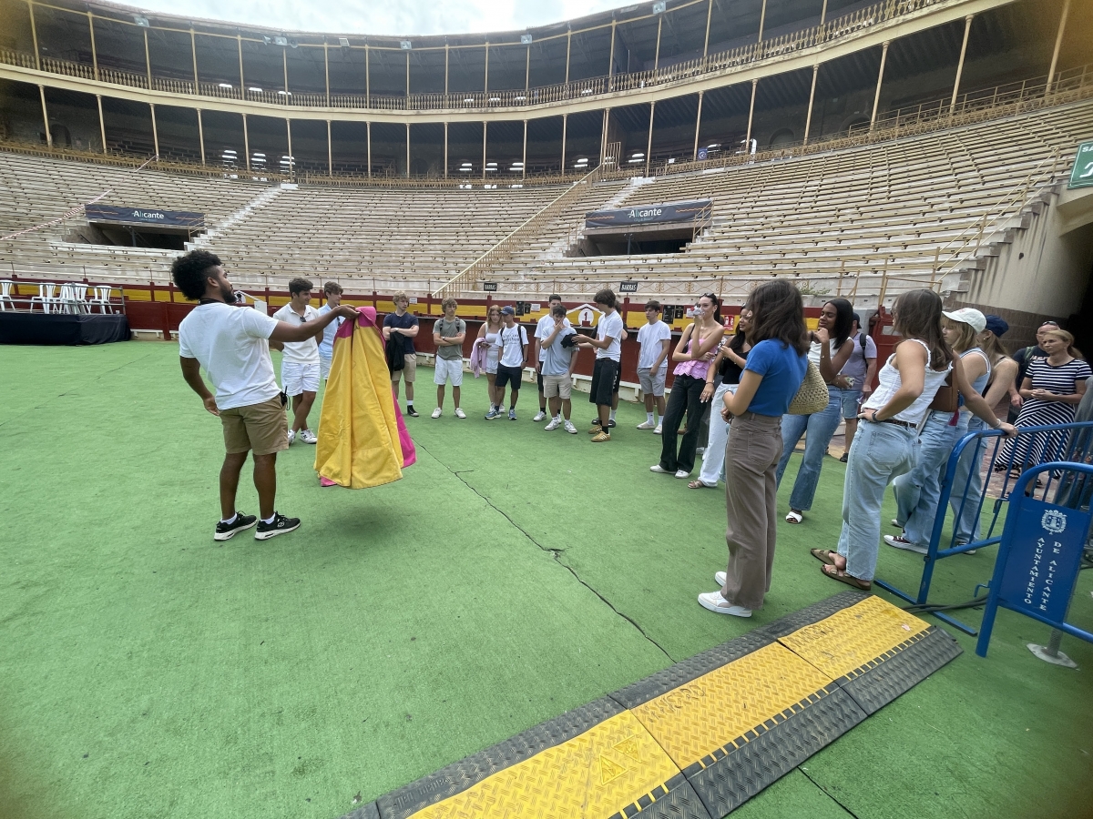 Las visitas guiadas a la Plaza de Toros de Alicante. - 